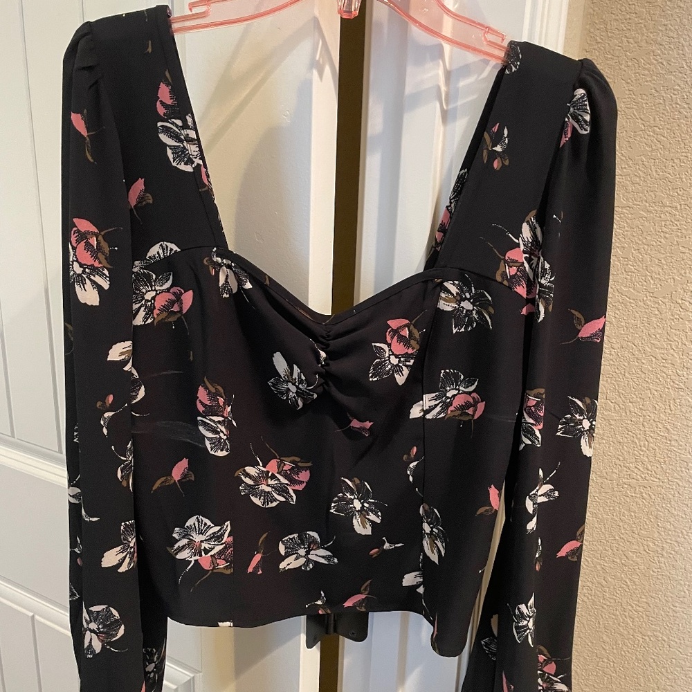 WAYF floral long sleeve